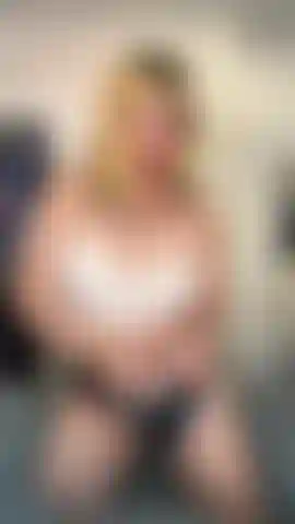 J'essaye un micro bikini.