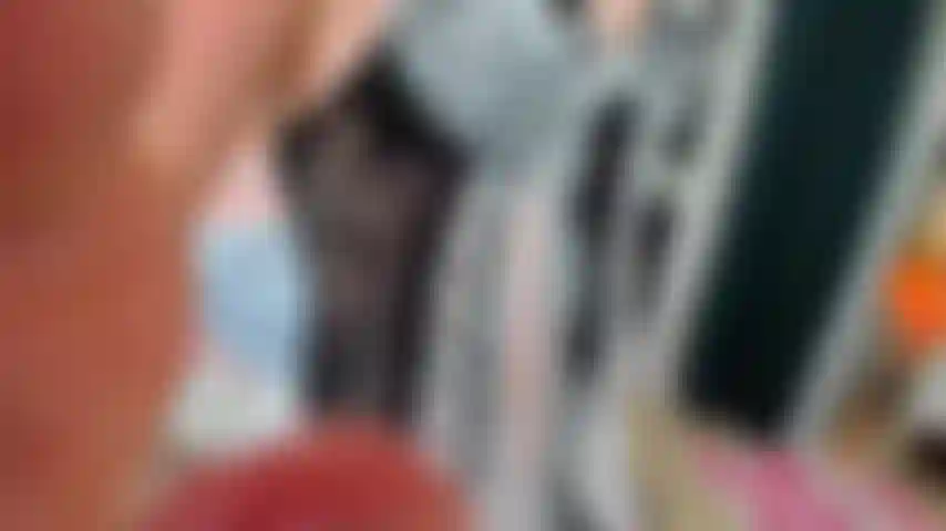 Mon fantasme de géante ne peut être réalisé que par vous ! J'aime m'habiller avec une belle tenue pour vous et entrer dans ce royaume !