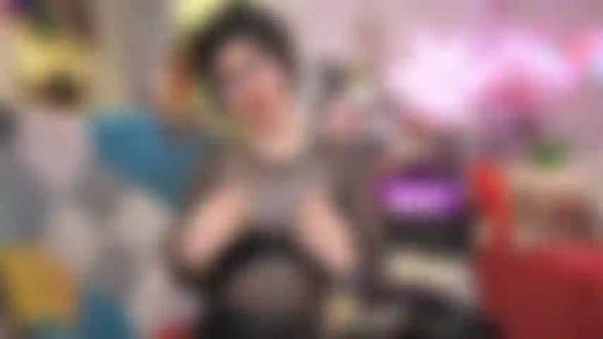 Vidéo rare perdue - lyz a décidé qu'elle était une fille emo excitée !