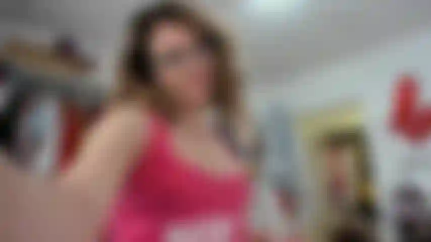 Mords mon cul ou mes seins et jouissons ensemble ! Les préliminaires avant le moment coquin, c'est ce qui m'attire tout le temps ! Session privée incroyable.