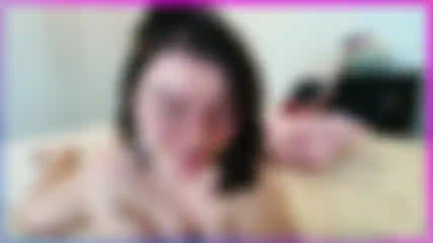 Masturbation en dortoir ! Vieille vidéo de moi datant de l'époque où j'étais dans les dortoirs, chaude, excitée et tellement seule !