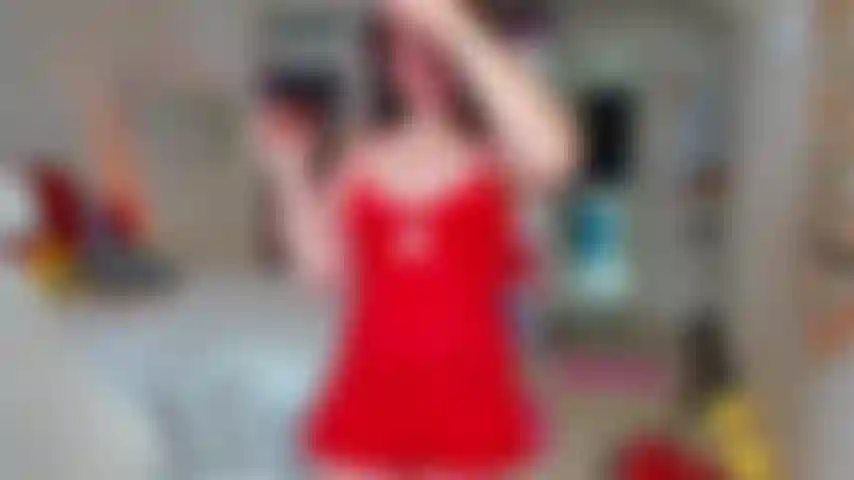 Pov qui te suce bien la bite, beaucoup de bâillonnement et de crachats pour mon homme préféré !