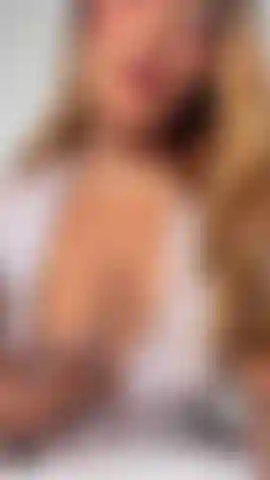 My curves are itching to play with you