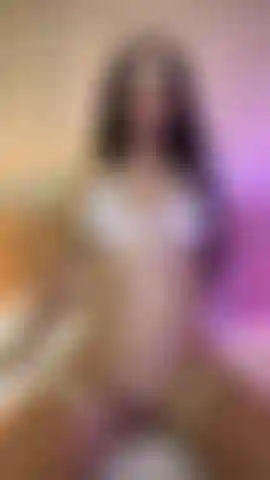 Frotte ma chatte avec ta bite.