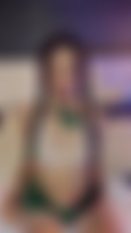 Je souris et j'embrasse.