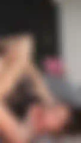 Je fais et mange mon sperme.