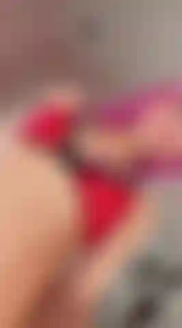 Latine sensuelle et chaude.