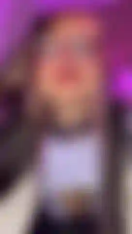 Take a look to this nice cosplay and how my