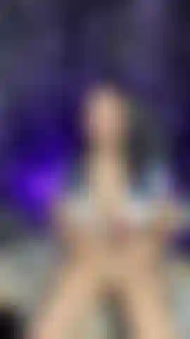 Je suis une petite gicleuse.