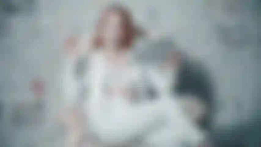 Une fille élégante et sexy.