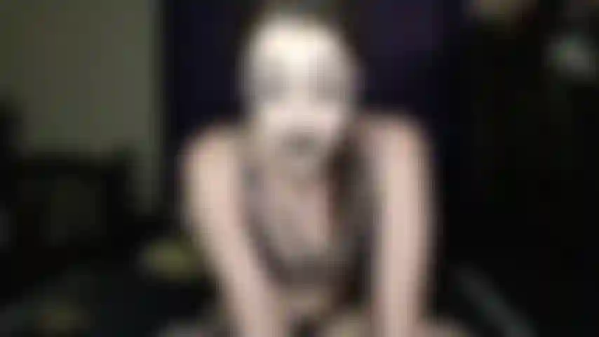 Goth gf triche puis la rupture te baise.