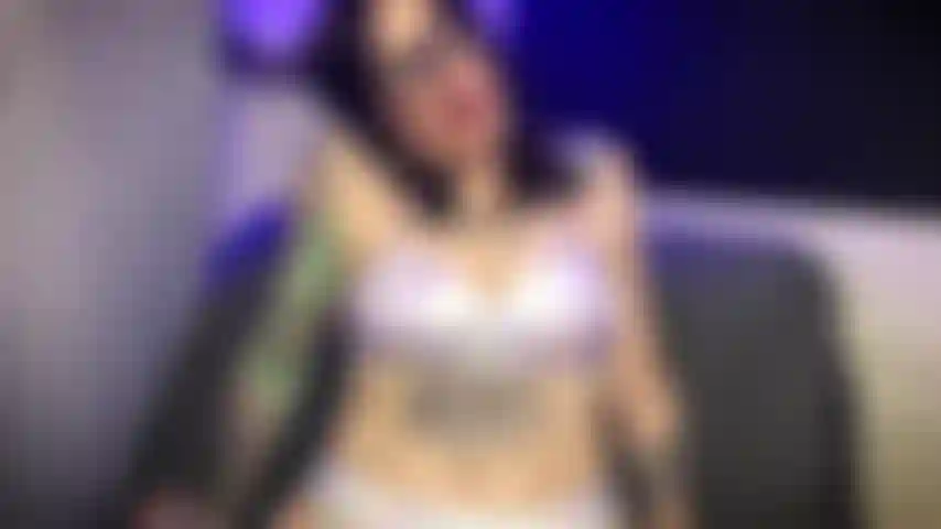 Ta bite non coupée me dégoûte !