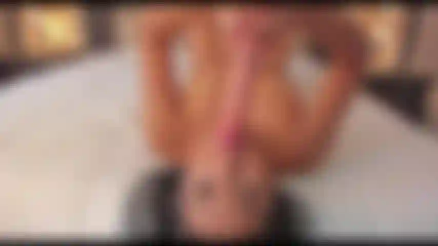 Sale gorge profonde.