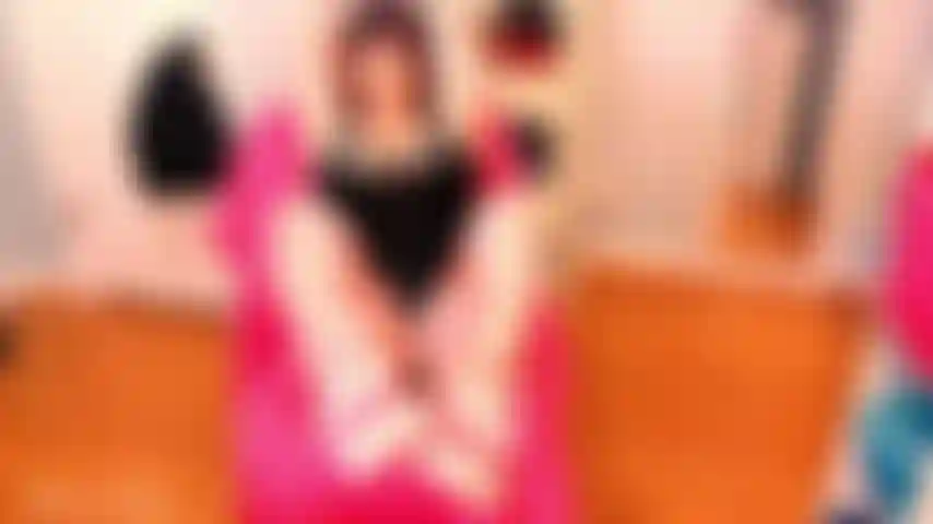 J'adore mes baskets sales et mes pieds pov.