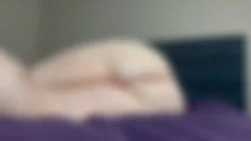 Côté jeu de plug anal.