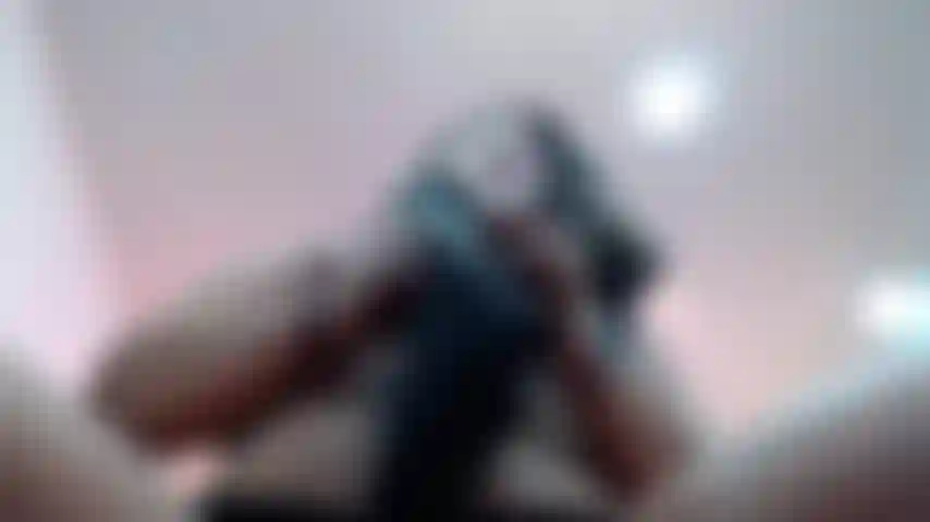 Les vêtements tournent sur mes auréoles.