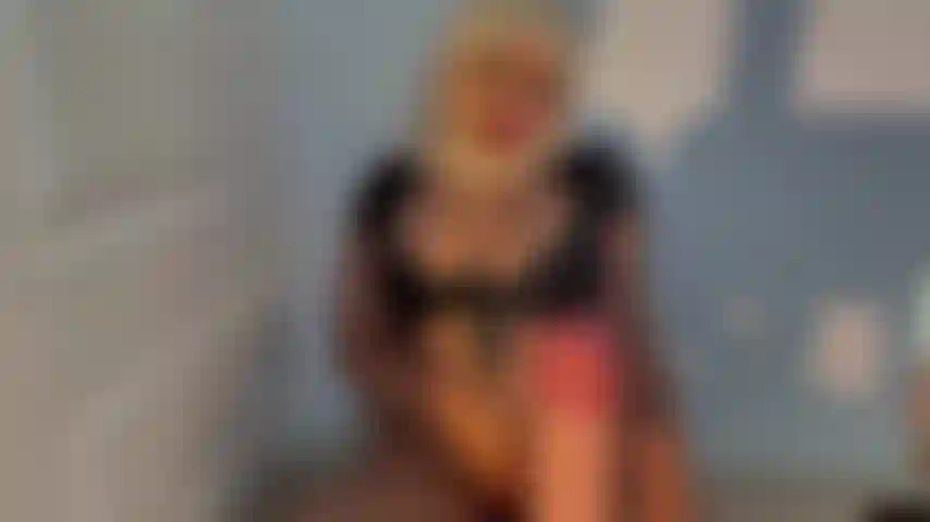 Hijabi bj: gargarisme facial et sperme dans la bouche.