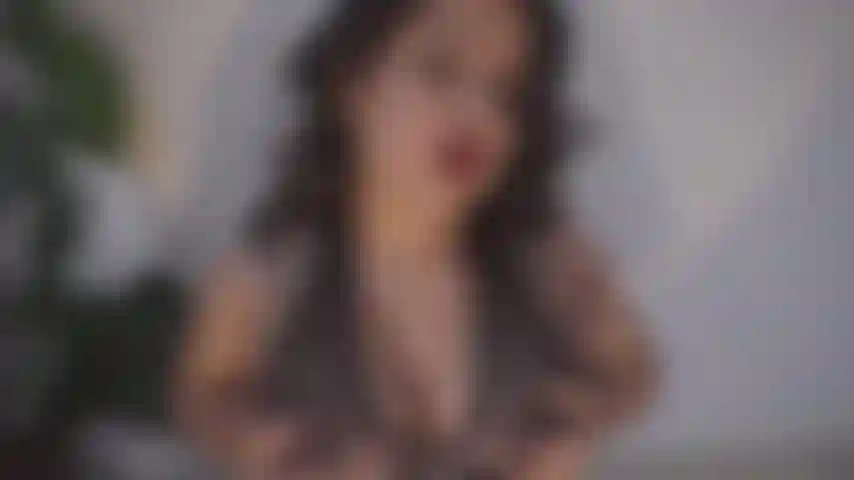 Joi avec compte à rebours de sperme : gros seins dans des filets de pêche.