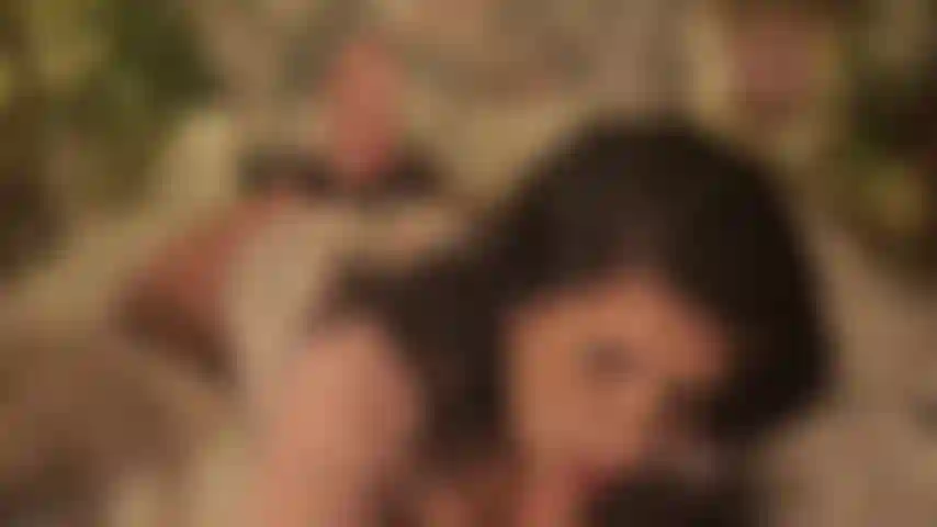 Je me fais foutre par ma machine à baiser alors que je suis ligotée.