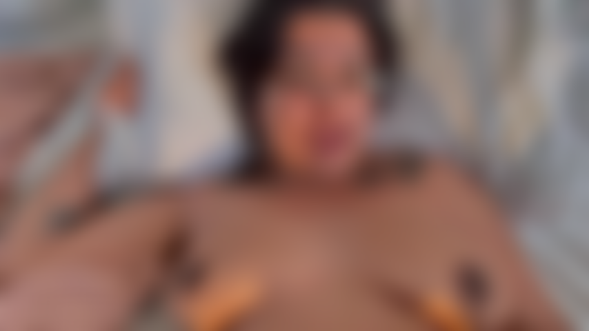 Belle agonie : propos grossiers, crachats, jeux de mamelons