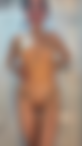 Un corps sexy sous la douche.