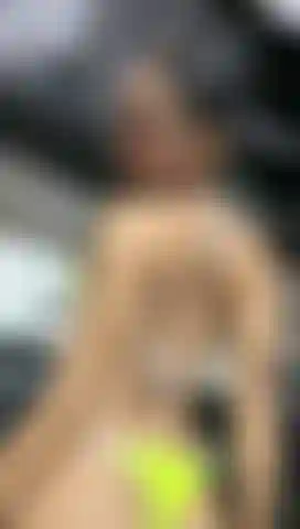 Danse sexy dans ma cuisine.