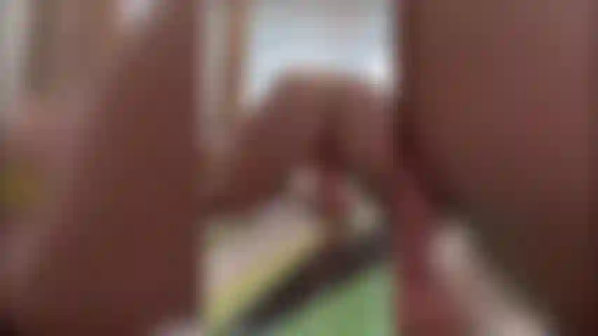 Rebondissant sur mon gros gode.