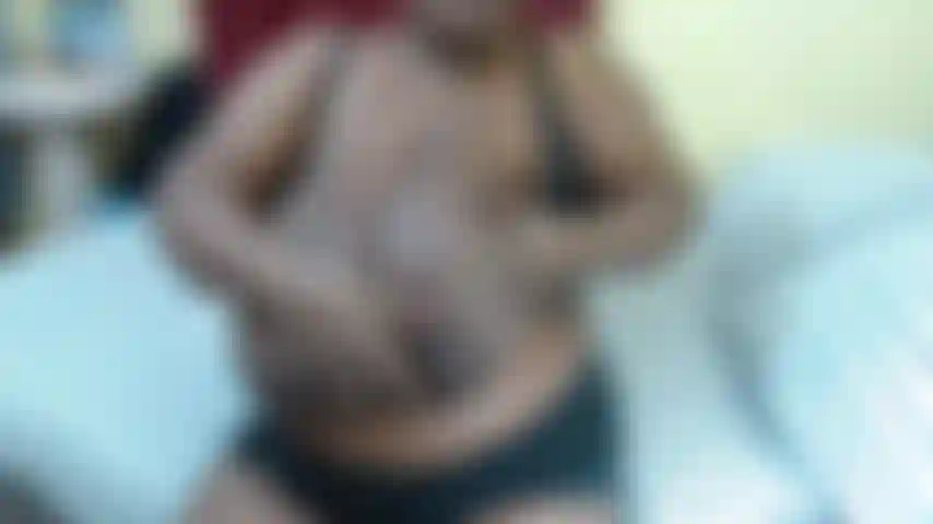 Pour celles qui aiment les gros seins et le lait, voici une vidéo traire plus de 3 minutes de vidéo et jouer avec mes gros seins.