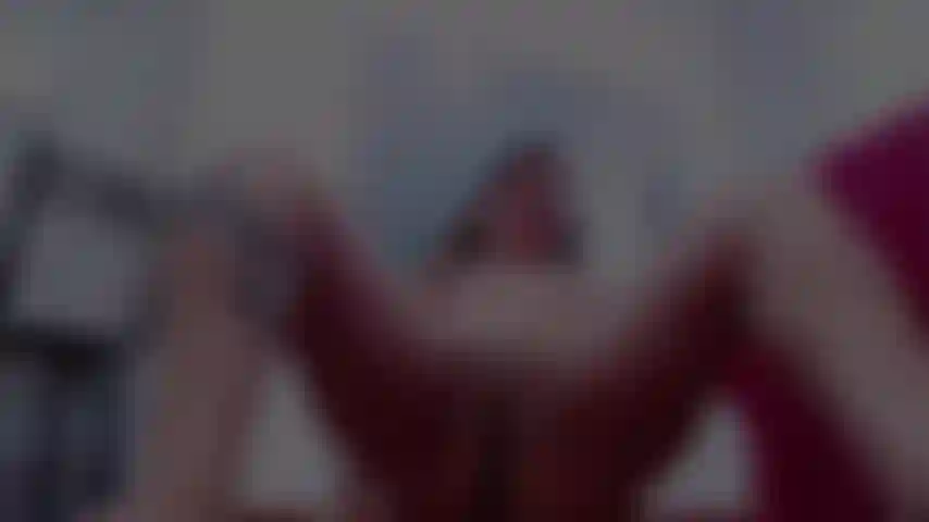 Une délicieuse chatte mature et ouverte pour femmes.