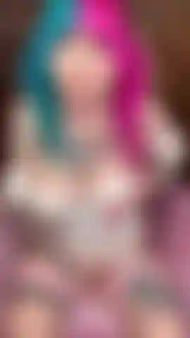 Qui implore ton creampie (avec un gode éjaculant).