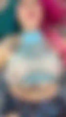 Anal avec un gros gode.