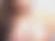 Les seins sucent et baisent.