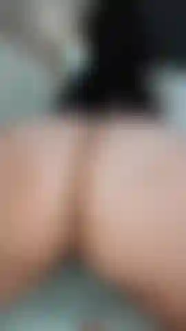 I bounce my ass from ur face!