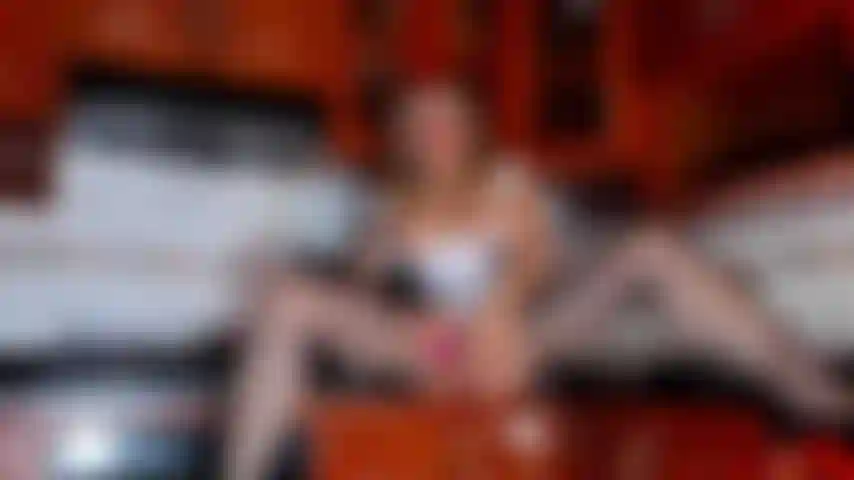 I HAVE FUN IN THE KITCHEN WITH MY TOYS INSIDE ME