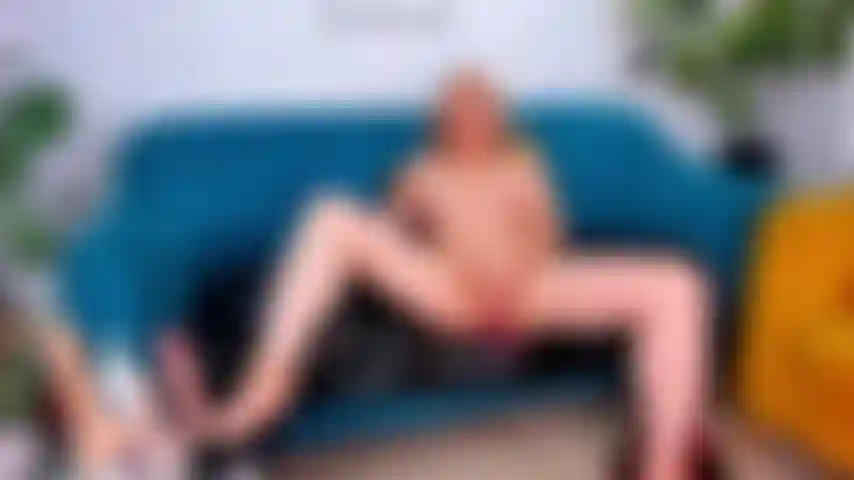 Masturbation_living.