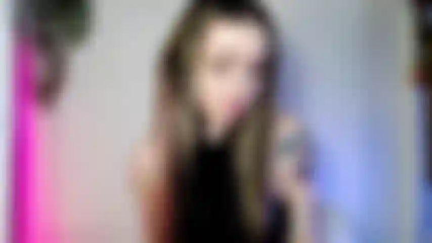 Refusée par la chatte alpha.