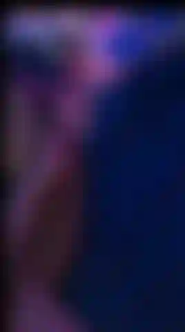 Princesse aux orteils (pas de son).