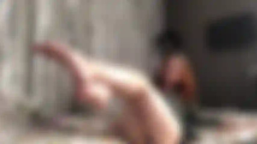 Les jambes, les pieds taquinent !