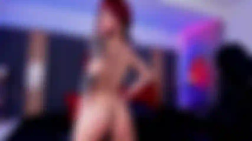 #bigbutt #petite #brunette #shorthair #tattoo #piercings #twerk #nude #teasing #erotic #cute #natural #smile #redhair #spanks #roundass #misstomie