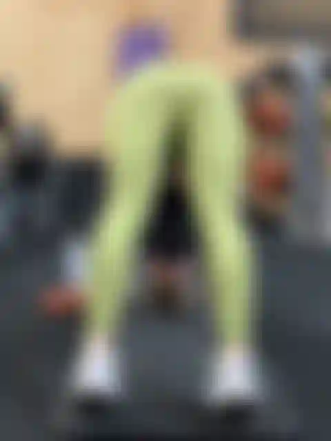 N'oubliez jamais de vous étirer ! ... Tu veux que je te le montre ;).