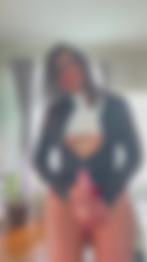 Ma belle-mère a faim de sperme.