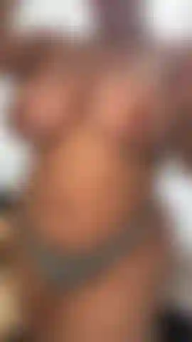 You won't be able to resist seeing my body full of oil and my tits jumping