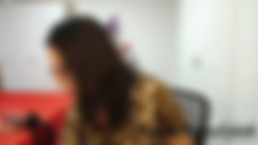 Nettoie mes semelles, petit chiot.