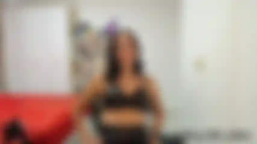 Paie pour me faire jouir parce que ta petite bite ne le peut pas.