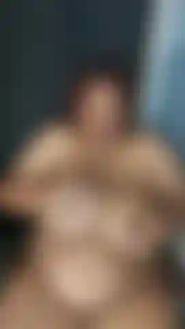 Laissez-moi vous montrer comment me plaire.