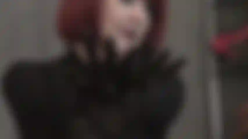 Fétichiste des gants en latex, des jeux de crachats, de la branlette, des collants aux pieds et au cul. Rien n'est plus agréable que des gants noirs brillants et glissants, dans la bouche et sur la bite. J'adore aussi les collants aux pieds et au cul.