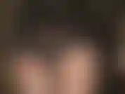 Rapproche ton visage de mes fesses dans ces collants gainants.