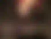 La déesse du cuir attend...