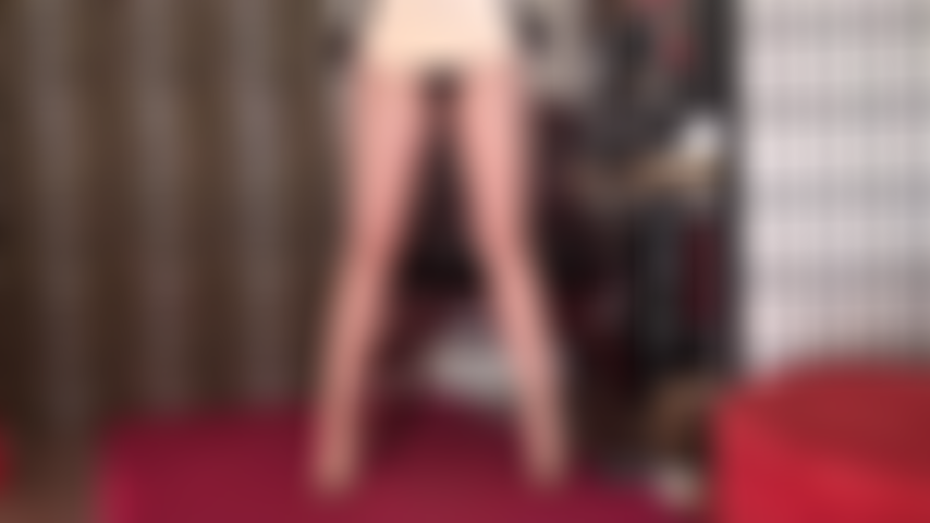 Tu veux ça sur ton visage ! - L'idée d'avoir un entrejambe de collants et une culotte parfumés et chauds baissés sur ton visage t'excite-t-elle... ?