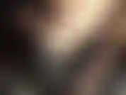 Branlette avec gode, gants en latex, et adoration du cul, collants marron foncé brillants et bottes hautes en cuir. Ma maîtresse veille à ce qu'il ne reste pas une seule goutte de sperme dans tes couilles.